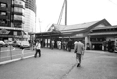 品川駅東口の今昔