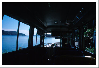 バスの車窓